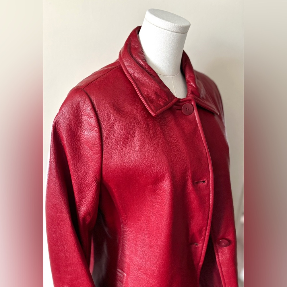 90s Vintage Cherry Red Leather Oversized Flattering Boxy Fit Button Front Jacket - Picture 11 of 16